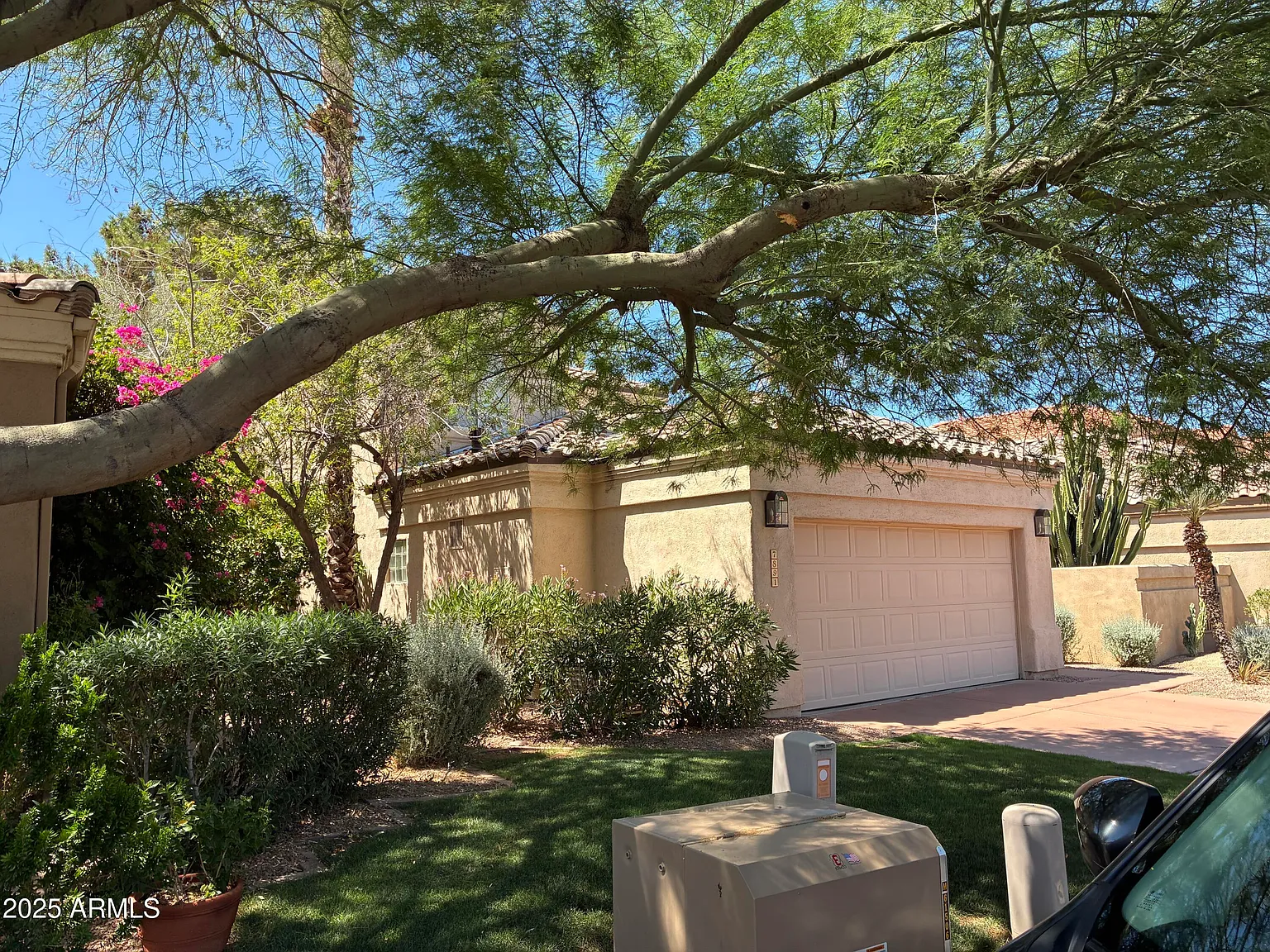 2 bed, 2.5 bath, 1816 sqft, $2,995 — Photo 3