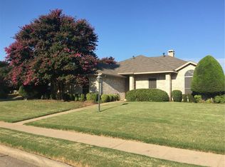 3761 Corn Valley Rd, Grand Prairie, TX 75052