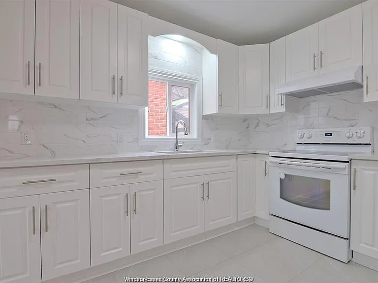 1076 Janette Ave #MAIN — Photo 6