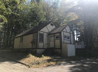 36 Pine Grove Rd, Lunenburg, MA 01462