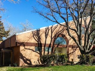 1216 Jackson St SE, Albuquerque, NM 87108