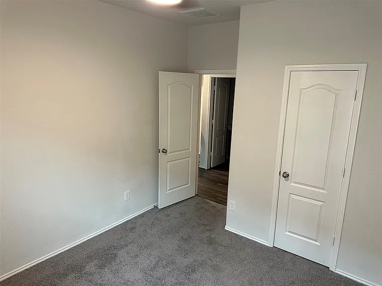 5186 Dry Hollow Dr — Photo 19