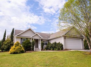 306 Mikas Way, Westminster, SC 29693