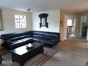 3rd image of 1316 SE 2nd Pl