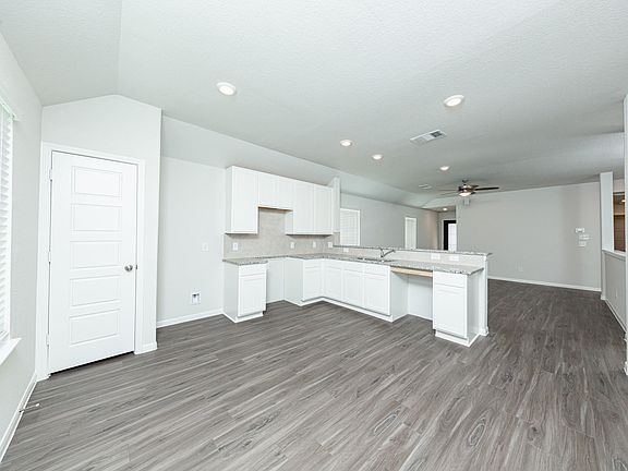 2nd image of 15630 Buffalo Meadow Ct
