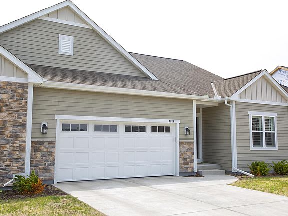 3rd image of 7813 W Park Circle Way N