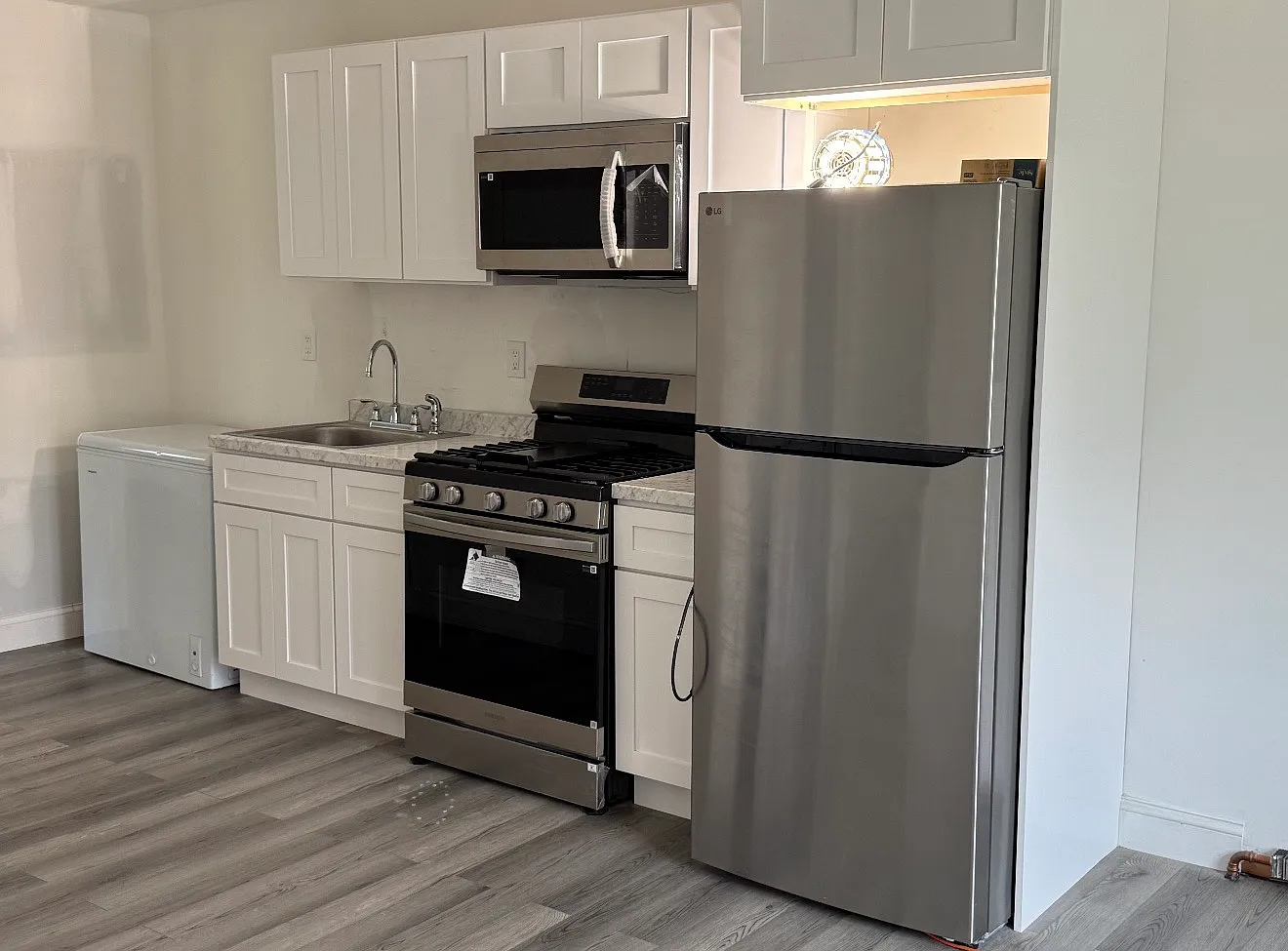 2 bed, $2,500 — Photo 1