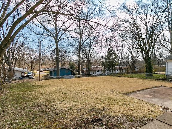 5th image of 10128 Tamworth Dr