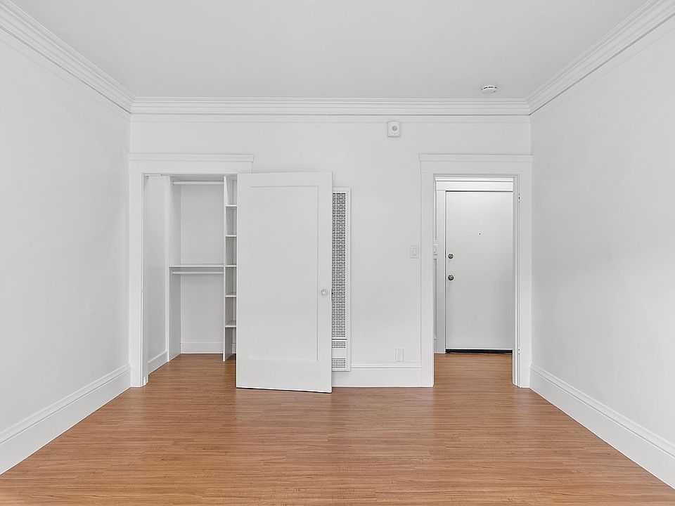 2nd image of 1526 Filbert St #4B