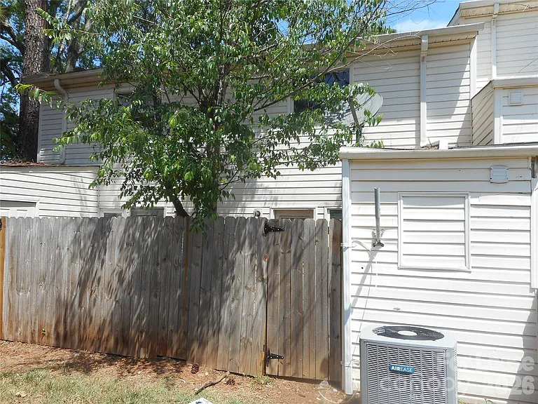 7961 Shady Oak Trl #65 — Photo 3