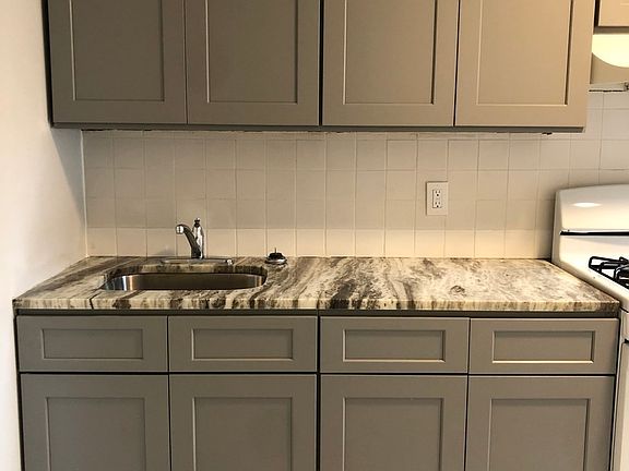 5th image of 138-19 Jamaica Ave #2
