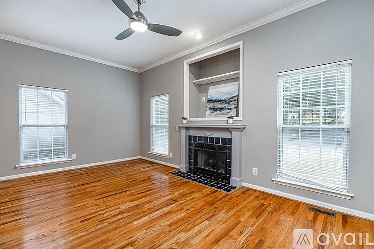 520 Summerlea Dr — Photo 4