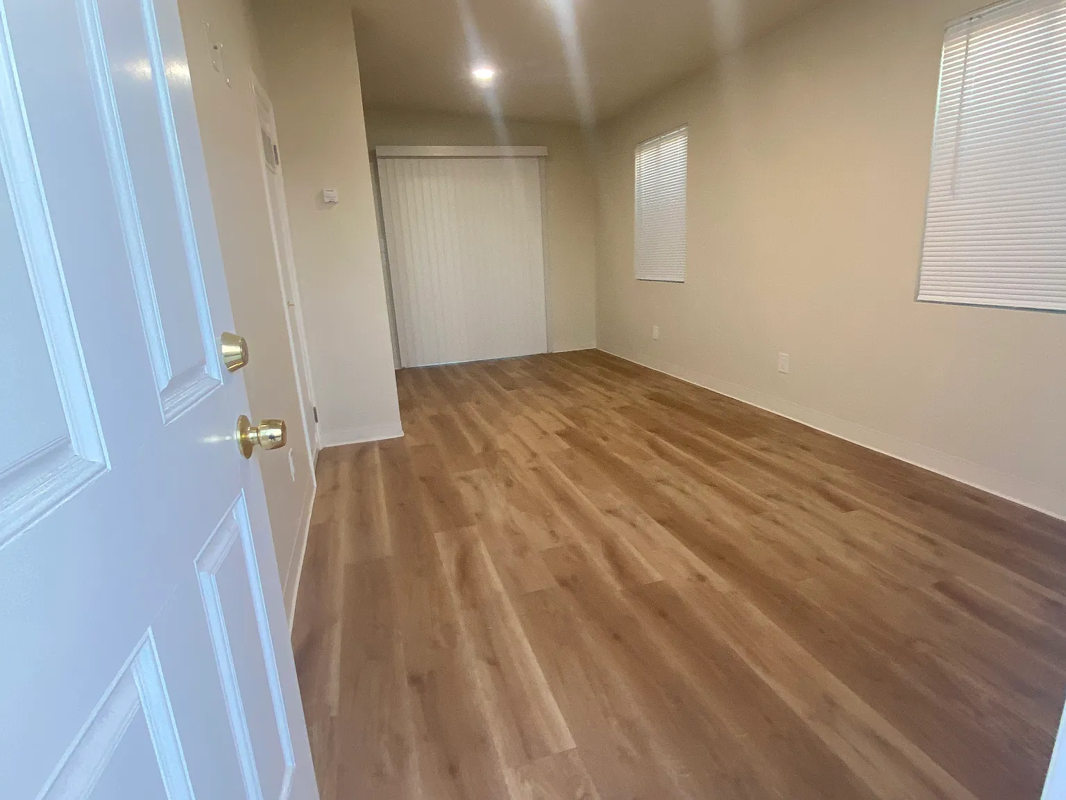 1476 Santa Clara Ave — Photo 3
