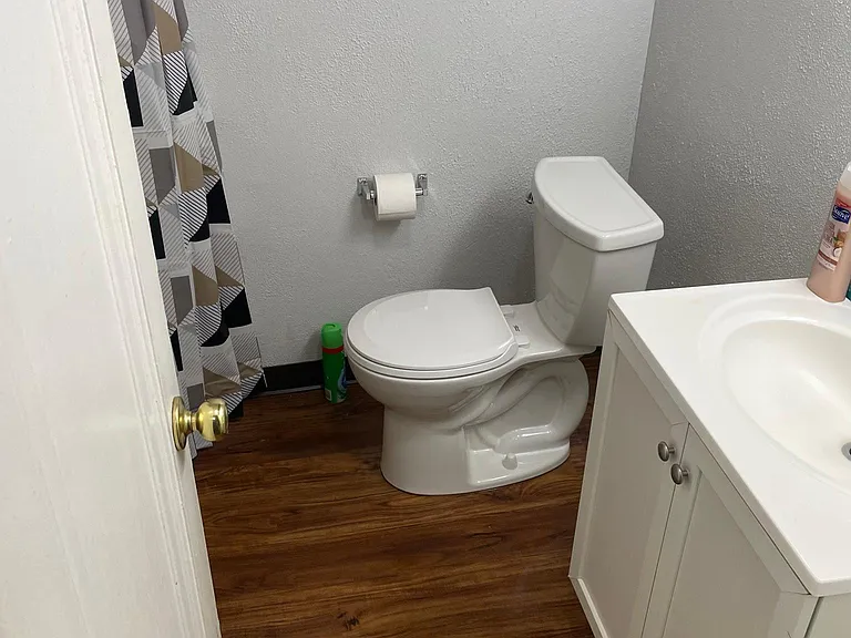 910 Clement St #1 — Photo 5