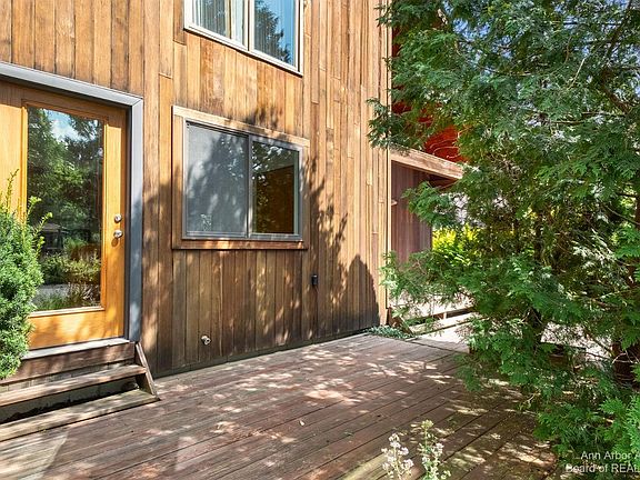 4th image of 517 Glendale Cir