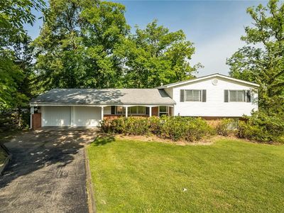 27 Pershing Cir, O'Fallon, MO, 63366