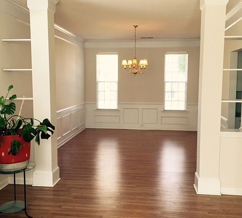 3rd image of 410 W Abington Way