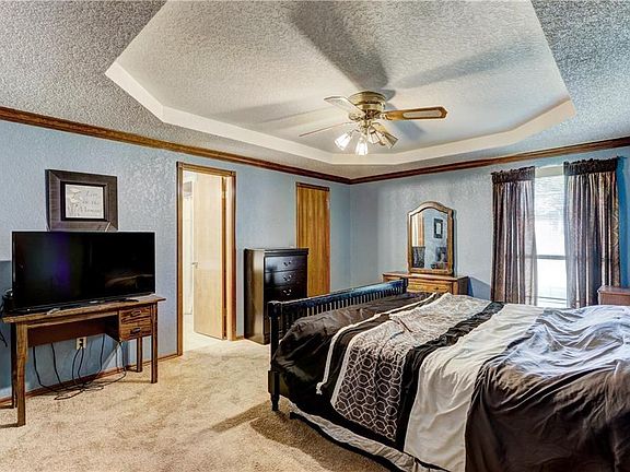 4th image of 2512 Clover Glen Dr