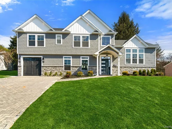 6 Adrienne Drive, Old Bethpage, NY 11804