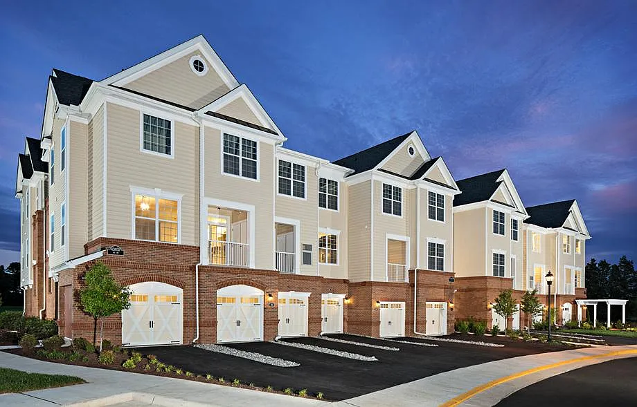 2 bed, 2.5 bath, 1627 sqft, $2,800 — Photo 2