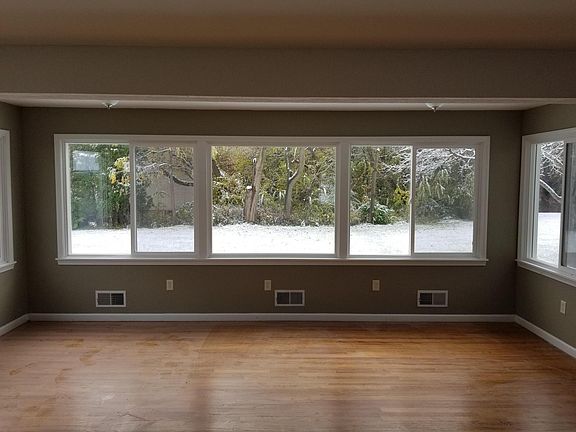5th image of 3504 56th Street Ct