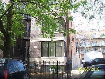 1st image of 952 W Altgeld St Unit 1