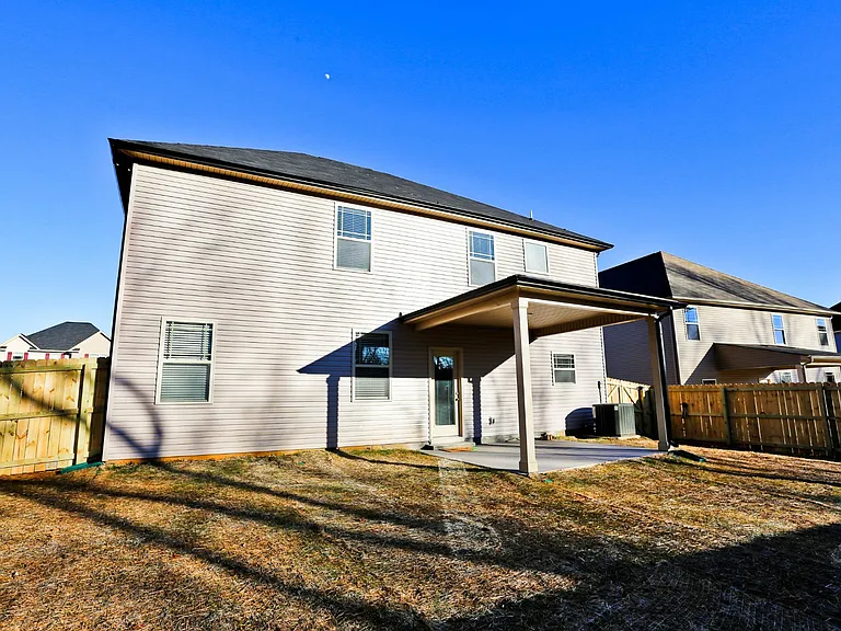 1076 Black Oak Cir — Photo 27
