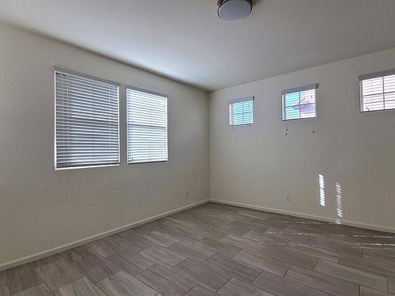 4th image of 3737 E Dogwood Dr