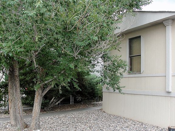 2nd image of 572 Elk Dr SE