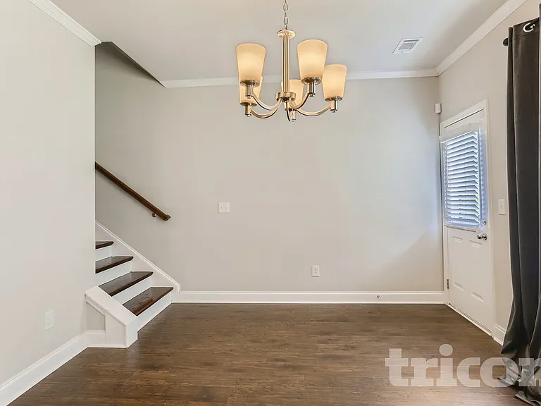 4431 Fulson Dr — Photo 15