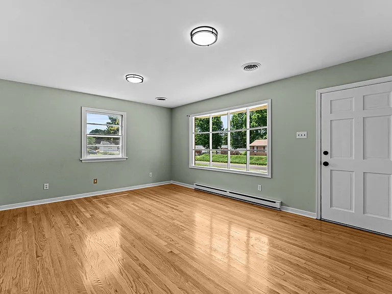 8327 Sherton Dr — Photo 6
