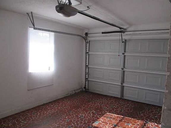 4th image of 7018 Dreux Ave
