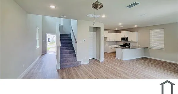 2533 Gaulding St — Photo 6