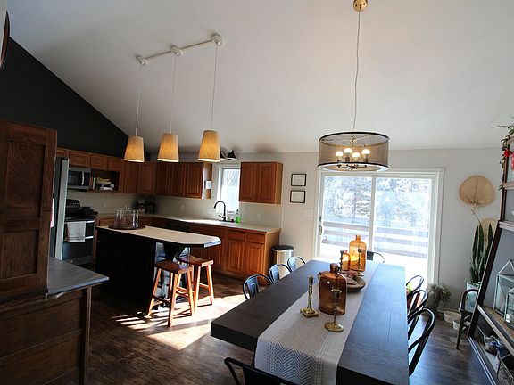 4th image of 1302 14th Ave