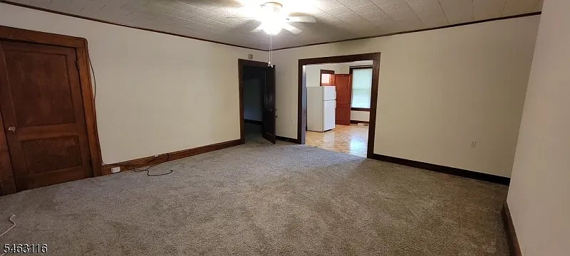 1 bed, 1.0 bath, 825 sqft, $1,250 — Photo 3