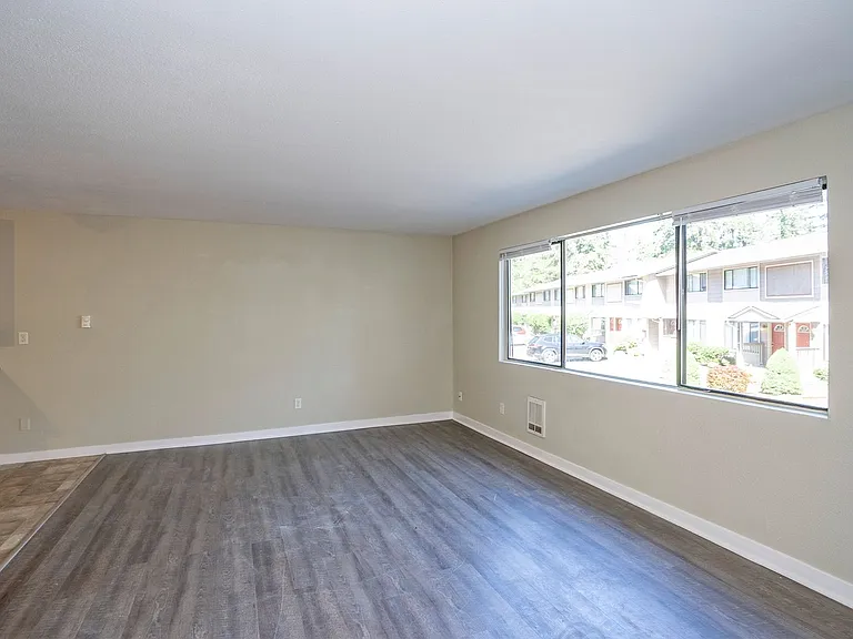 American Lake Townhomes — Photo 33
