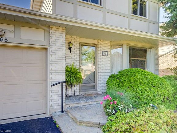 4th image of 165 McGarry Dr