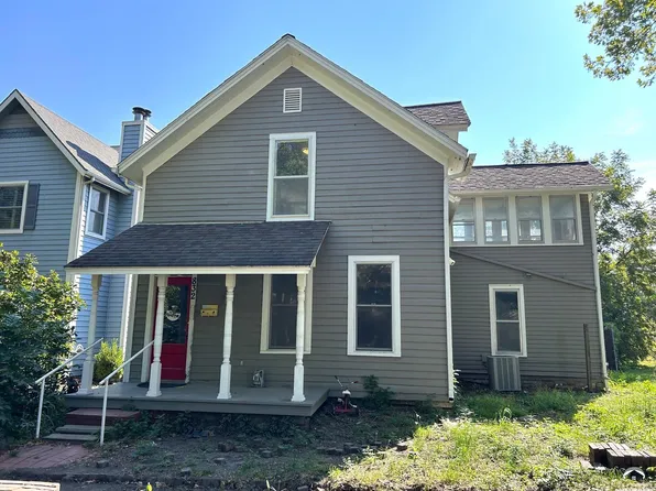 832 Louisiana St, Lawrence, KS 66044