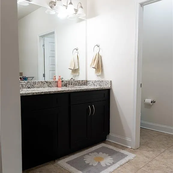 10643 Naramore Ln — Photo 14
