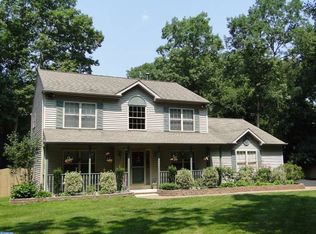 563 Crow Pond Rd, Pittsgrove, NJ 08318