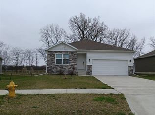 94 Dakota Cir, Waukee, IA 50263
