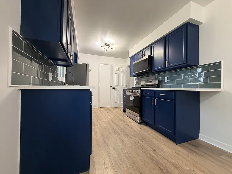 3202 W Birkshire Dr — Photo 16