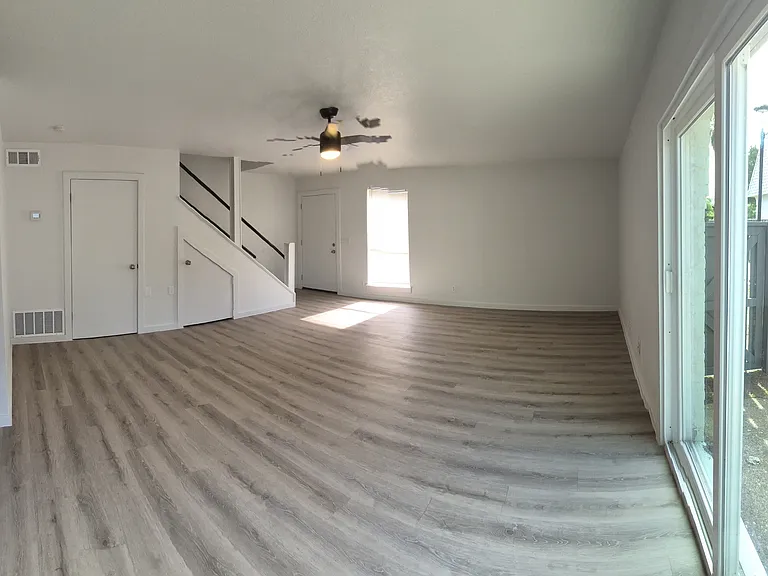 1800 E Stewart St #120 — Photo 14