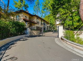56 N Arroyo Blvd, Pasadena, CA 91105
