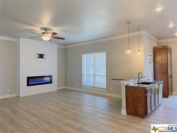 4th image of 2515 Emerald Dove Dr