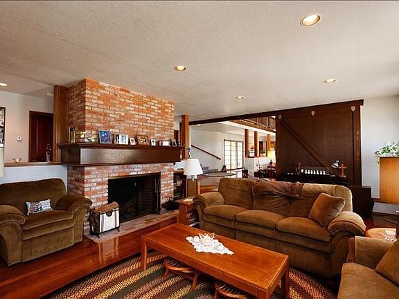 4th image of 1019 Cornish Dr
