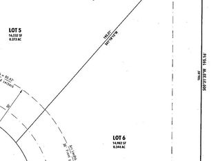 2131 Aurrailia Ln, Green Bay, WI 54311