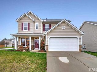2135 Trefoil Ln, Fuquay Varina, NC 27526