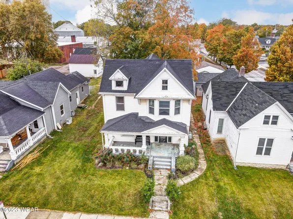 503 S Blackhoof St, Wapakoneta, OH 45895