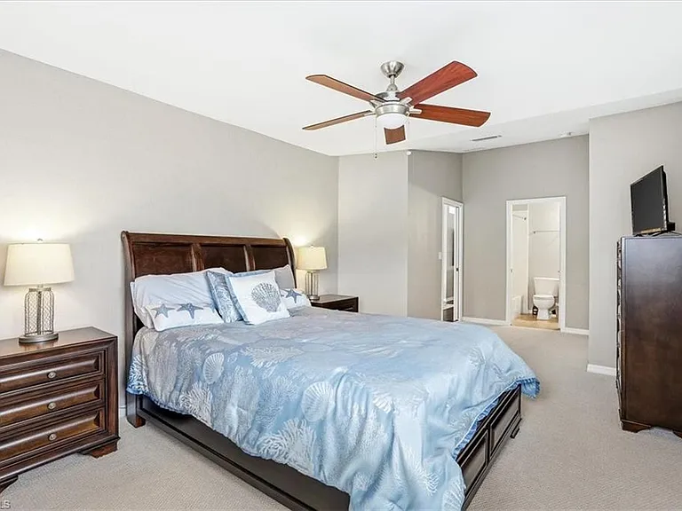 5615 Sherborn Dr #201 — Photo 24